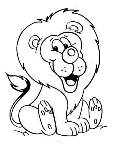 Веселый лев сидит