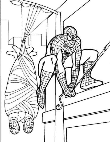 Человек паук летит