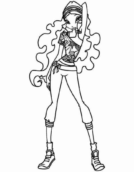 Лейла стоит