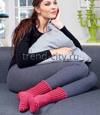 Носки спицами с рельефным узором